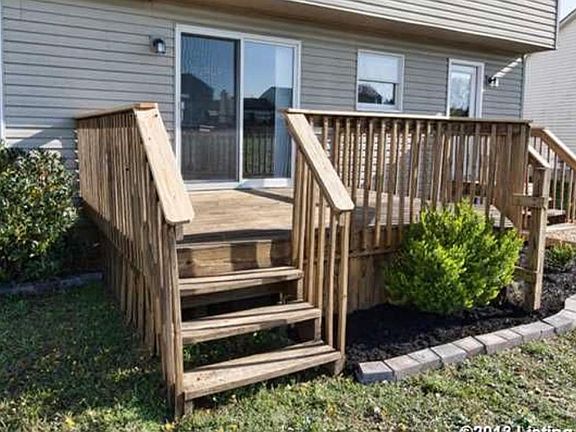 5th image of 3906 Orchard Lake Dr