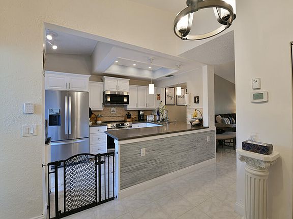 5th image of 2027 SW 15th St APT 170