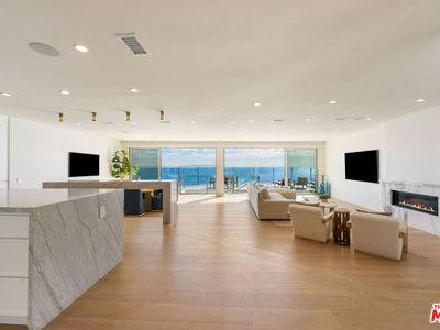 18254 Coastline Dr, Malibu, CA, 90265