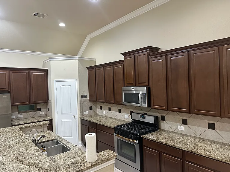 4122 Astoria Manor Ln — Photo 8