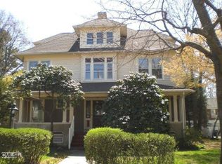 78 Alpine St, Bridgeport, CT 06610