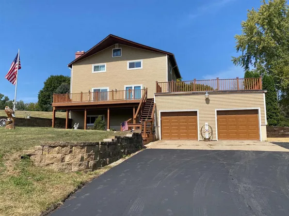 W5536 Hill Lane, Monroe, WI 53566