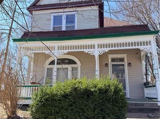 912 S 14th St, Saint Joseph, MO 64503