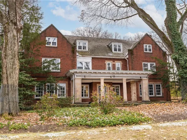 29 Putnam Rd, Akron, OH 44313