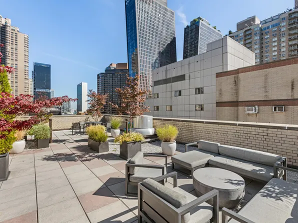 333 East 34th Street image 9 of 9