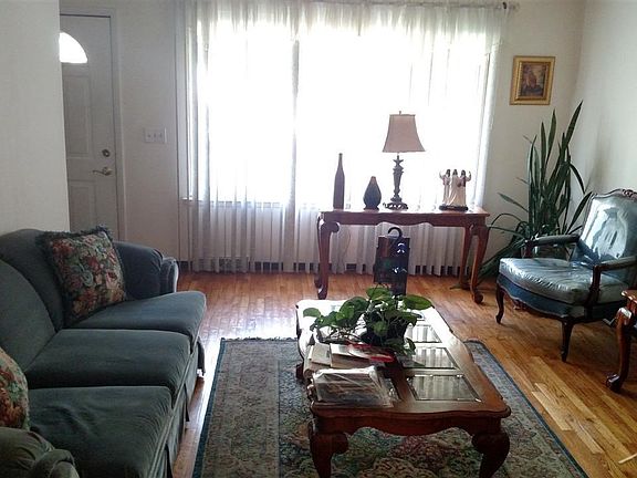 4th image of 3231 Sun Valley Dr