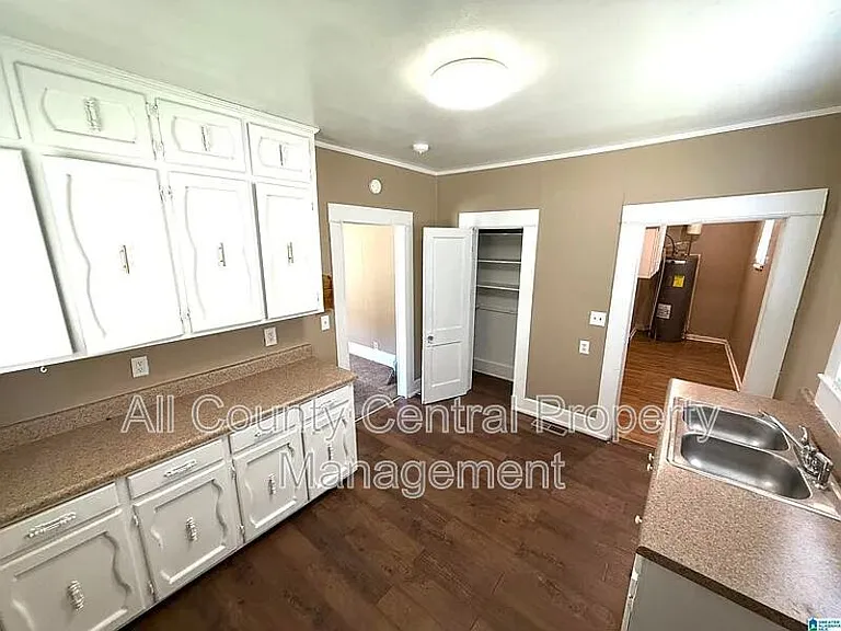 1400 Gulfport St — Photo 3