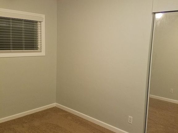 5th image of 4480 Bond St