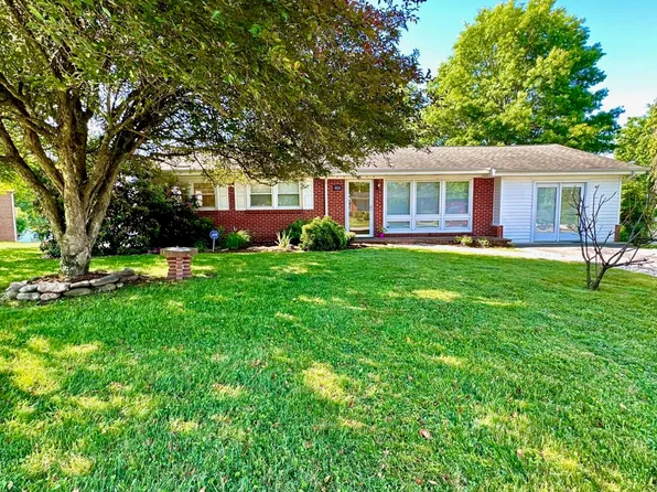 466 Hilltop Dr, Bristol, VA 24202