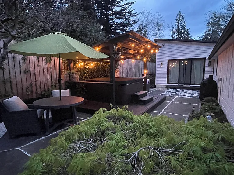 1398 Oregon Ave — Photo 56
