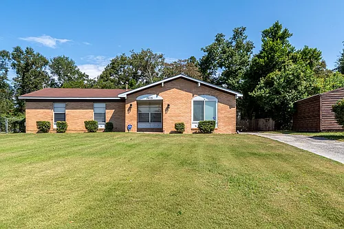3615 Goldfinch Dr Photo 1