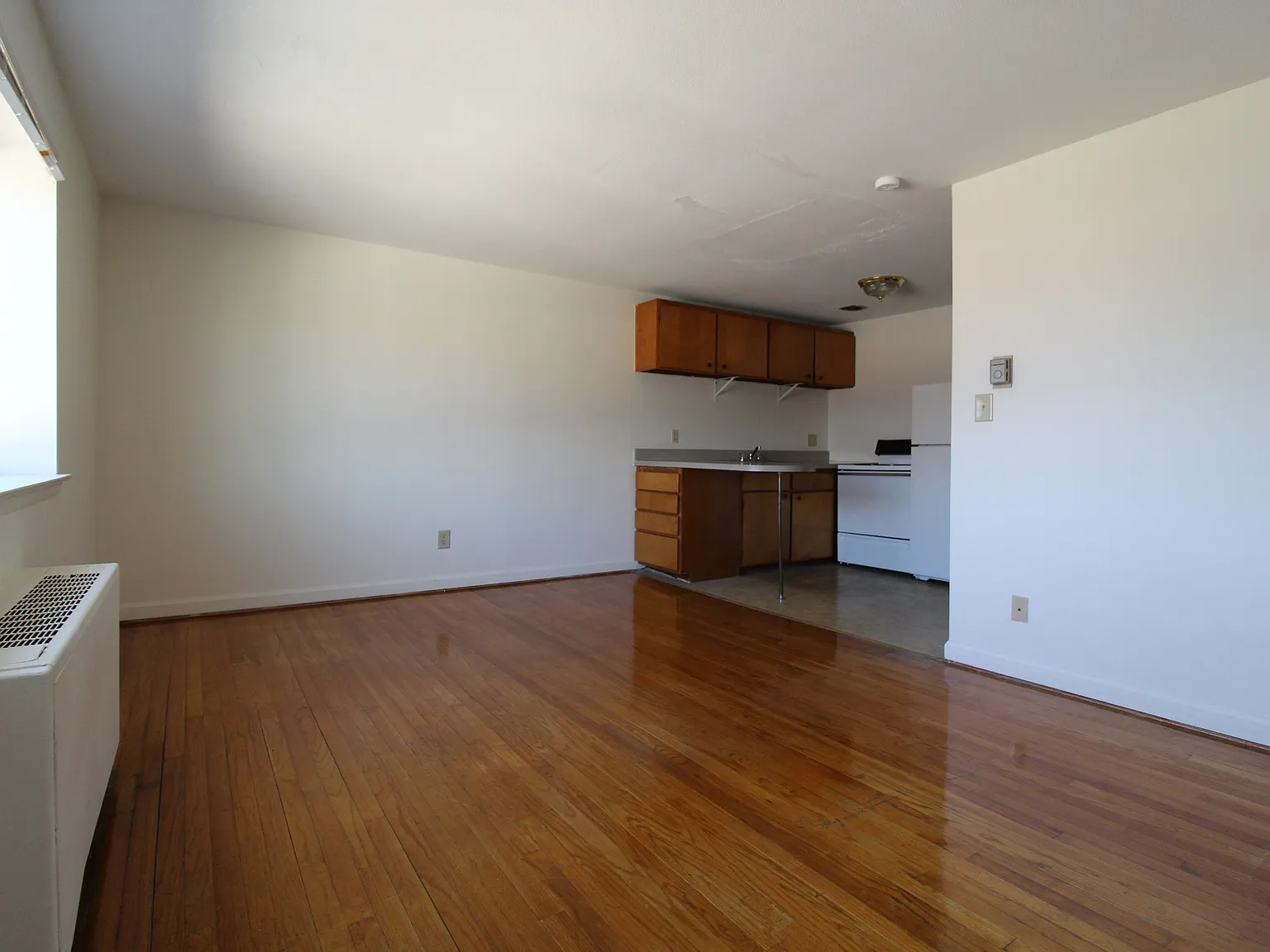 Studio, 575 sqft, $950 — Photo 4