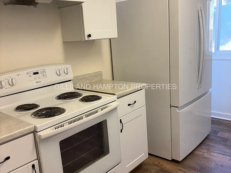 725 SW 7th St — Photo 15