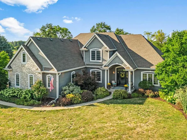 N63W29064 Tailband COURT, Hartland, WI 53029