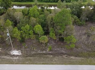 911 Foxdale AVE, LEHIGH ACRES, FL 33974