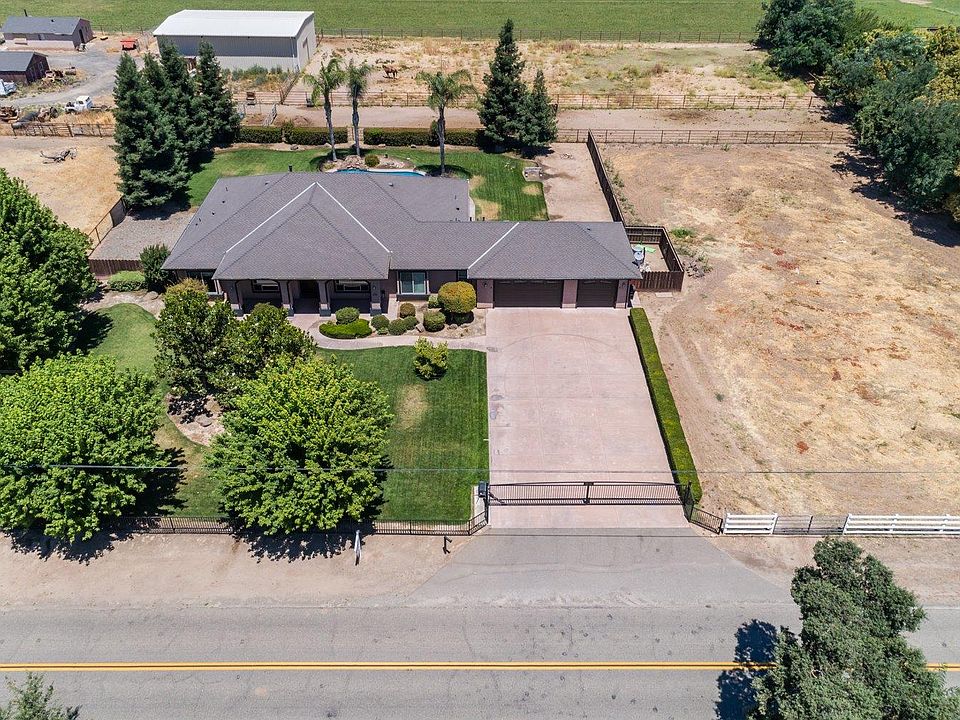 1st image of 4849 Santa Fe Ave
