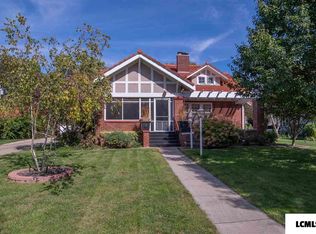 208 Peoria St, Lincoln, IL