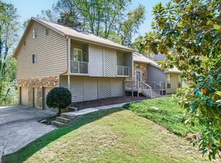 3840 Galloway Dr NE, Roswell, GA 30075