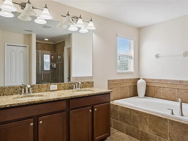 1454 Lake Side Ave — Photo 20