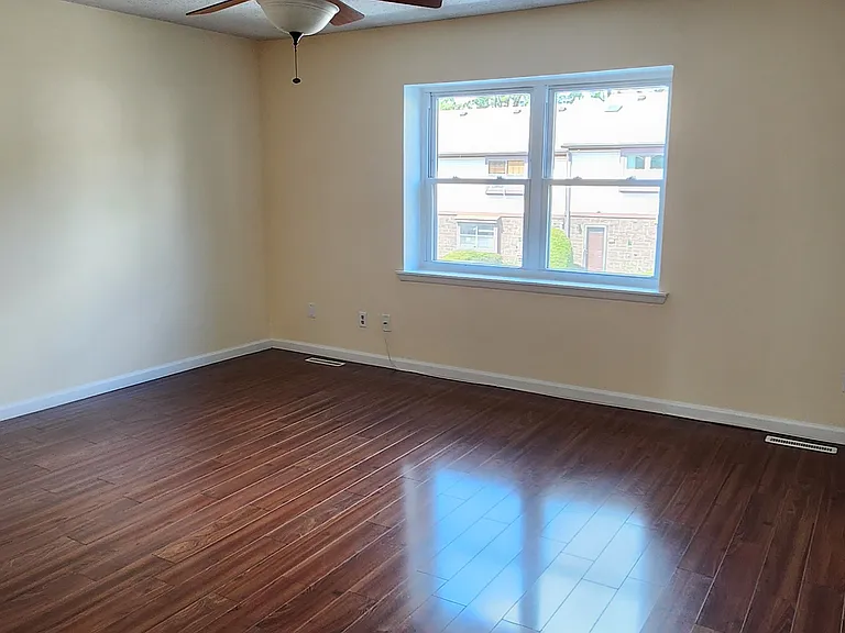 5203 Hana Rd — Photo 11