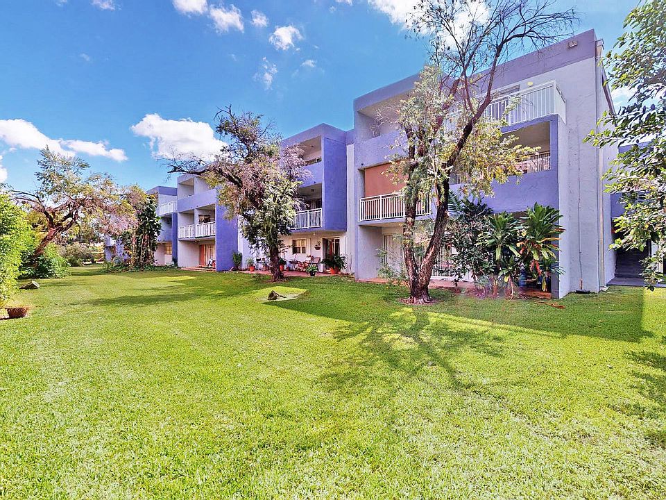1st image of 9365 Fontainebleau Blvd #E-2