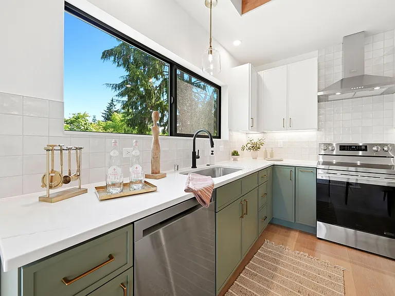 4709 SW Hinds St — Photo 15