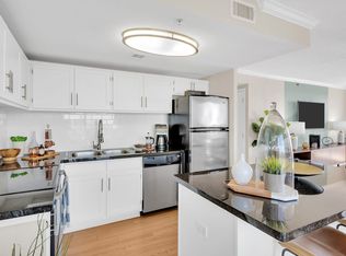 Houston House, Houston, TX 77002