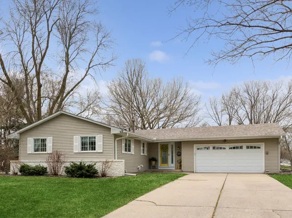 11440 Galtier Dr, Burnsville, MN 55337