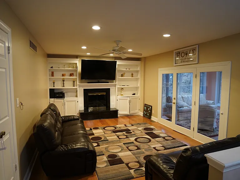 12 Raven Dr — Photo 6