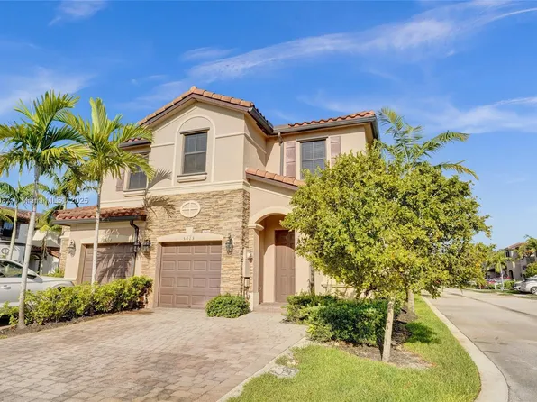 5013 Vulcan Way, Davie, FL 33314