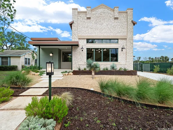 110 Second St, Boerne, TX 78006