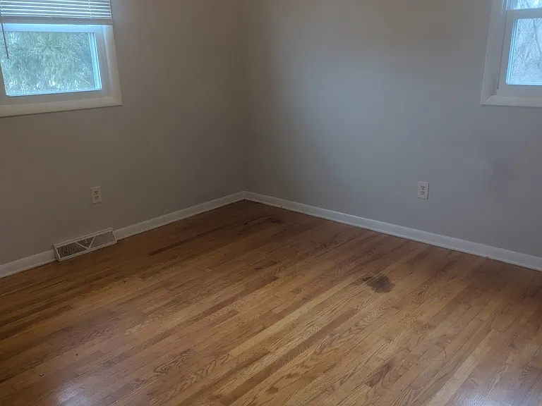 1195 Old Leetown Pike — Photo 9