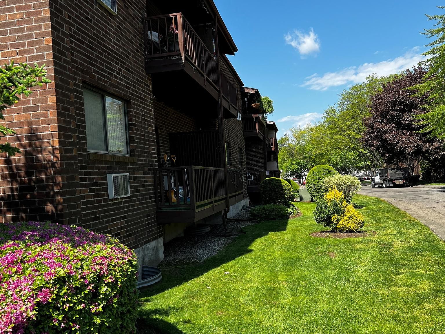 235 Henry Ave, Stratford, CT 06614 Zillow