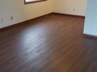 918 Denton St APT 1, La Crosse, WI 54601