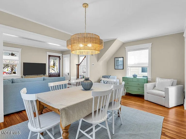 435 Norwood Ave — Photo 15