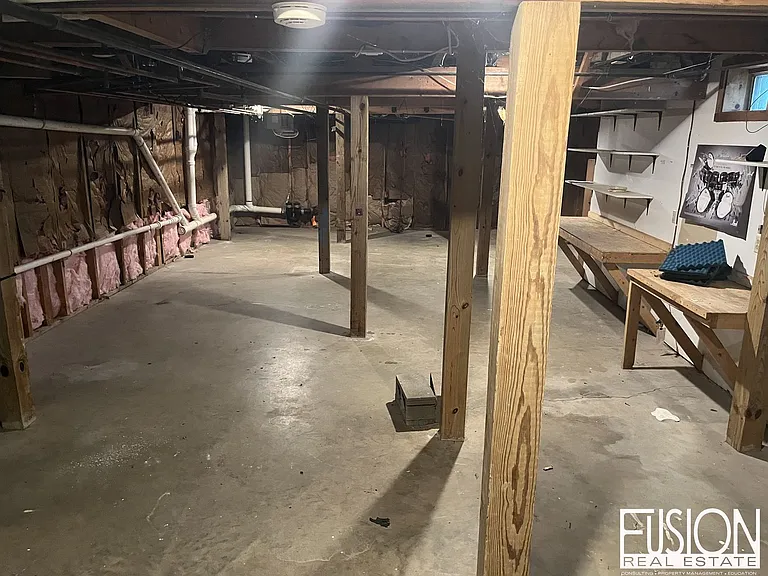 340 Manhattan Dr — Photo 45
