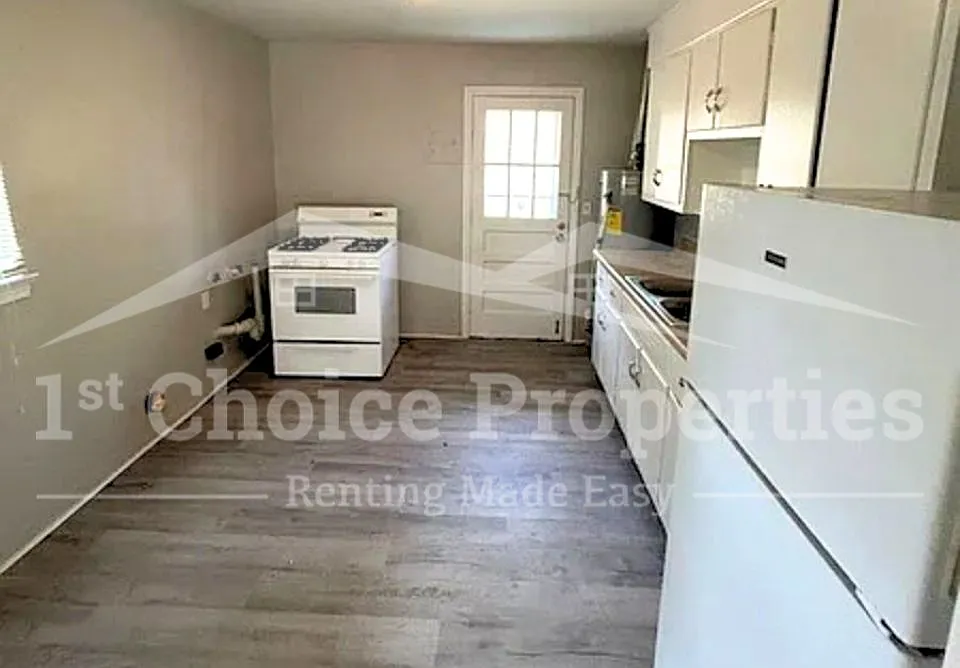 1340 Vinesville Road Birmingham AL 35208 - 1 — Photo 3