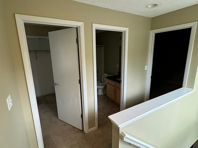 10335 Detroit Ave — Photo 10