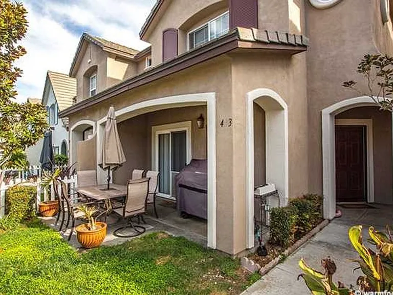 1433 Normandy Dr — Photo 4