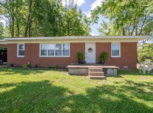 190 Hammond St, Anderson, AL 35610