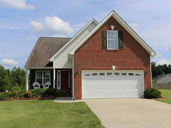 1st image of 504 Creekview Ct
