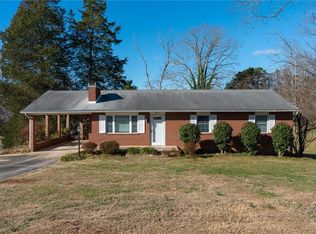 5021 Selena St, Winston Salem, NC 27106