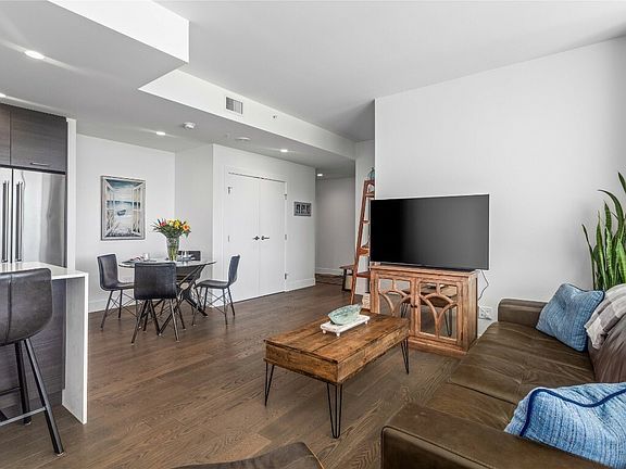 5th image of 1181 Sunset Dr #1204