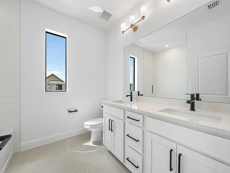 920 SW Newfield Ave — Photo 32
