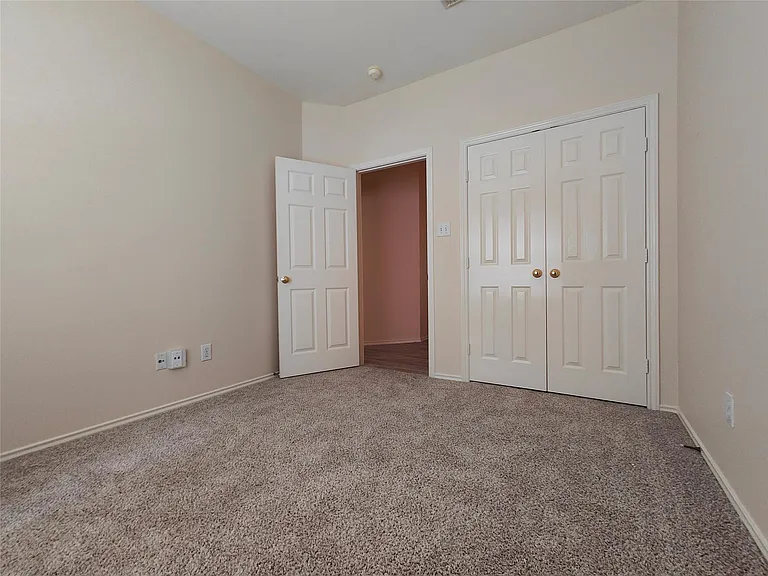 7127 Bristol Ridge Dr — Photo 25