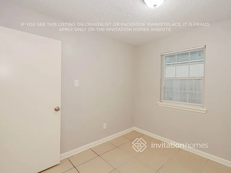 3131 Cliff Swallow Ct — Photo 9
