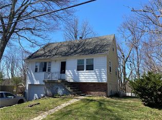 35 Hamilton Dr, Carmel, NY 10512