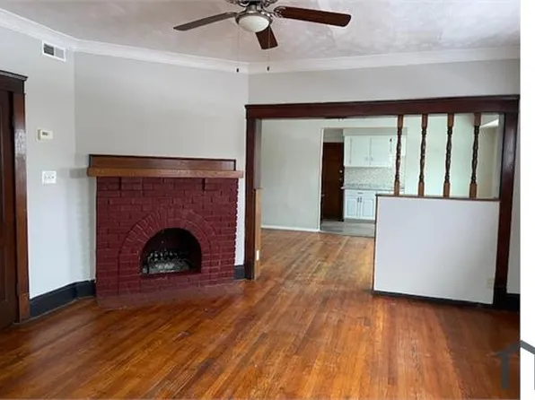 14602 Lake Shore Blvd, Cleveland, OH