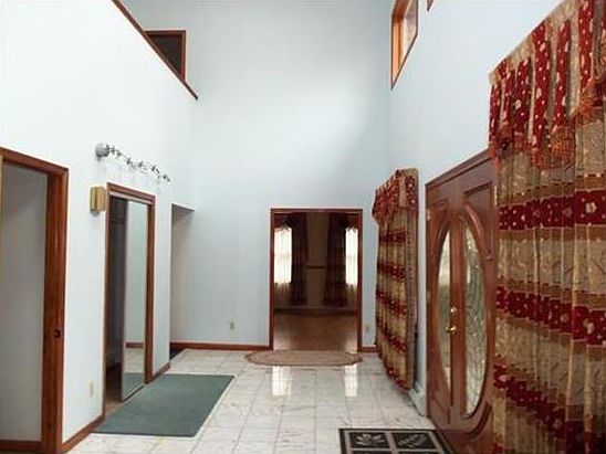 4th image of 26 Milsom Dr