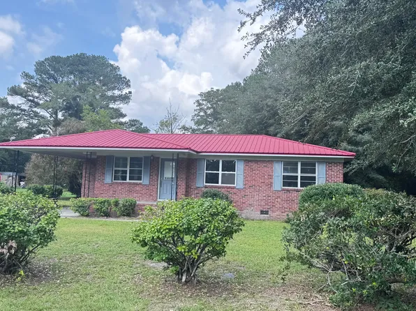 121 Franklin St, Saint George, SC 29488
